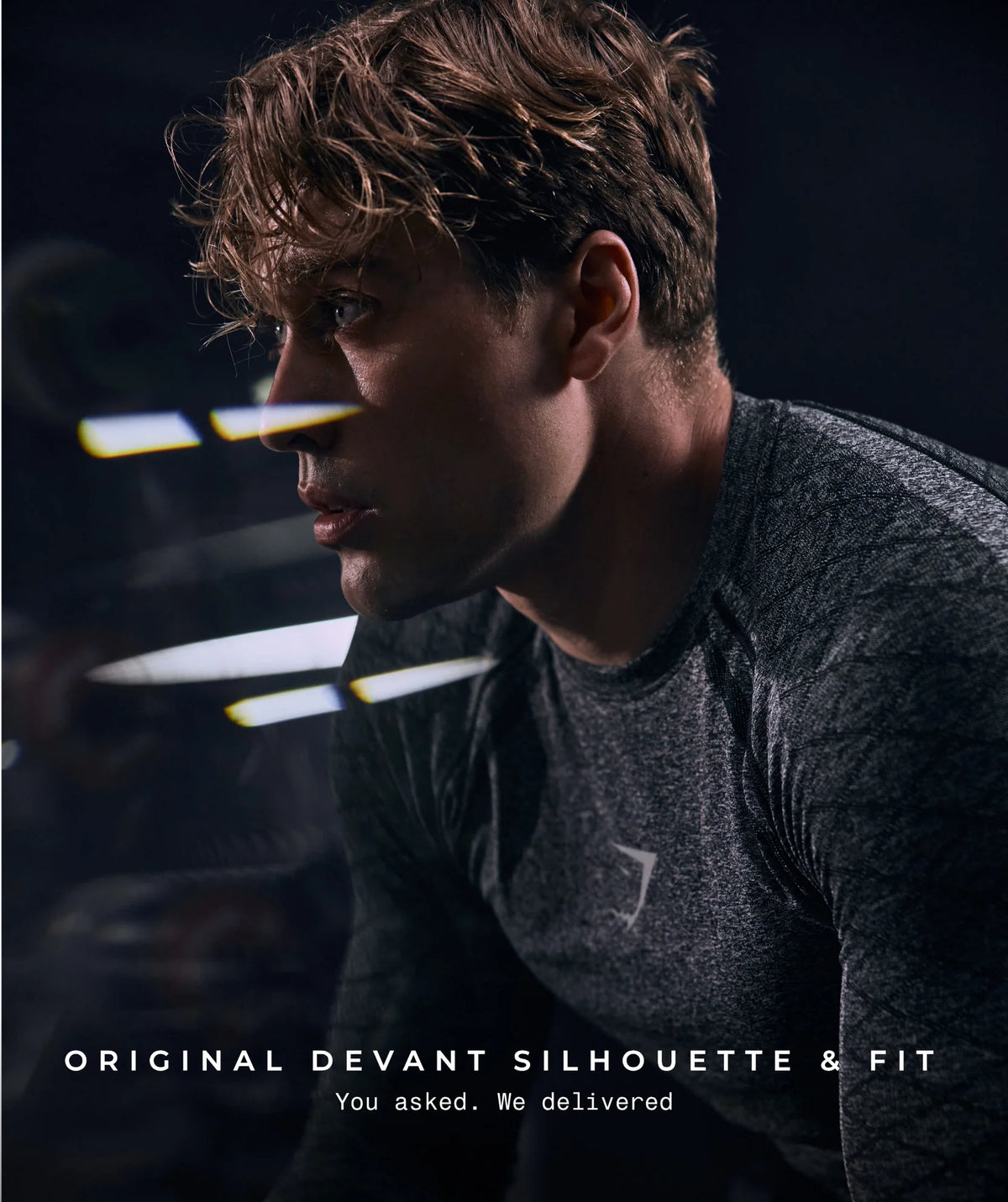 Devant Seamless Long Sleeve T-Shirt - Black