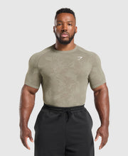 Geo Seamless T-Shirt - Linen Brown/Camo Brown