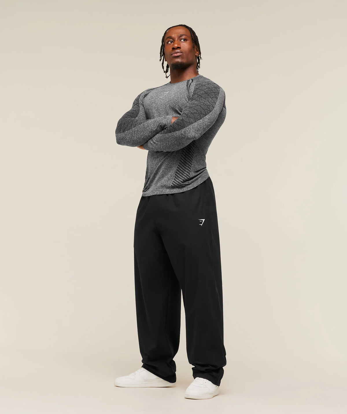 Devant Seamless Long Sleeve T-Shirt - Black