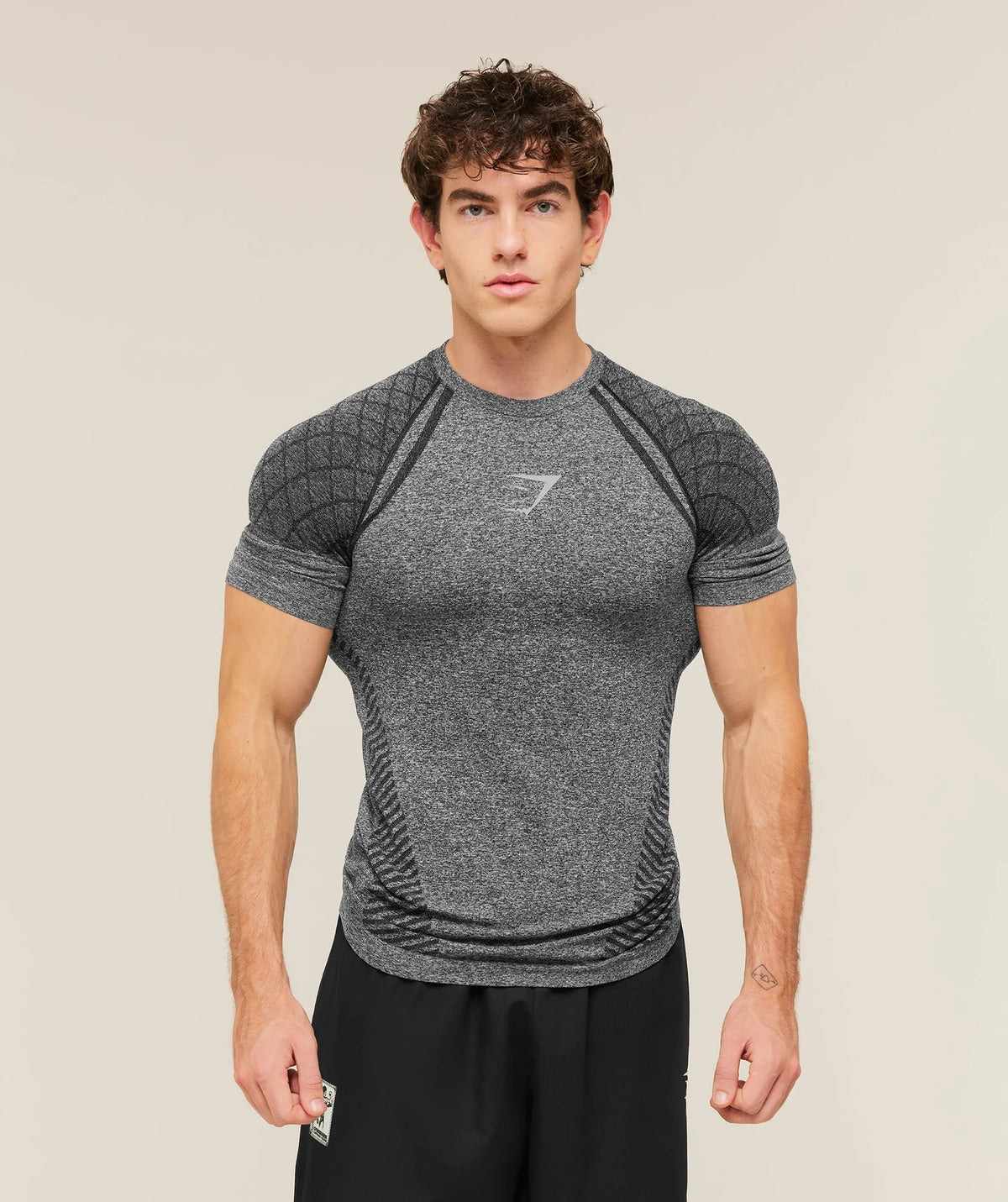 Devant Seamless T-Shirt - Black