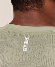Geo Seamless T-Shirt - Haze Green/Unit Green